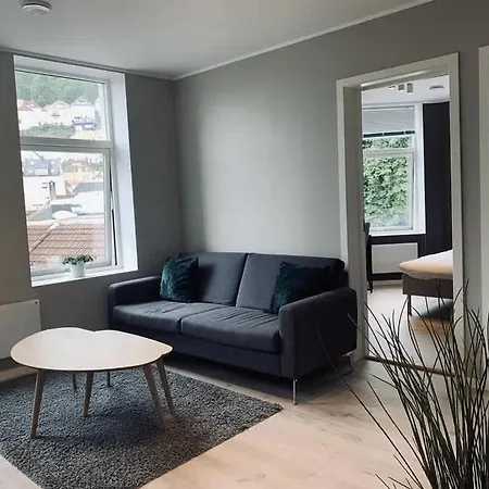 In The Center * Bergen